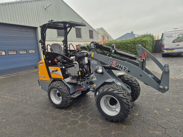 nieuwe Giant G2300 HD nieuwe Giant G2300 HD